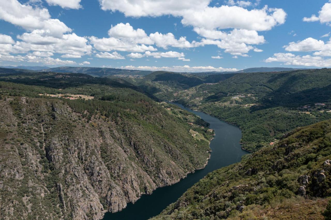 Alojamiento Turistico Caxide Parada De Sil Ribeira Sacra Екстер'єр фото